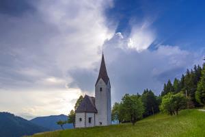 Podružnična cerkev sv. Jošta